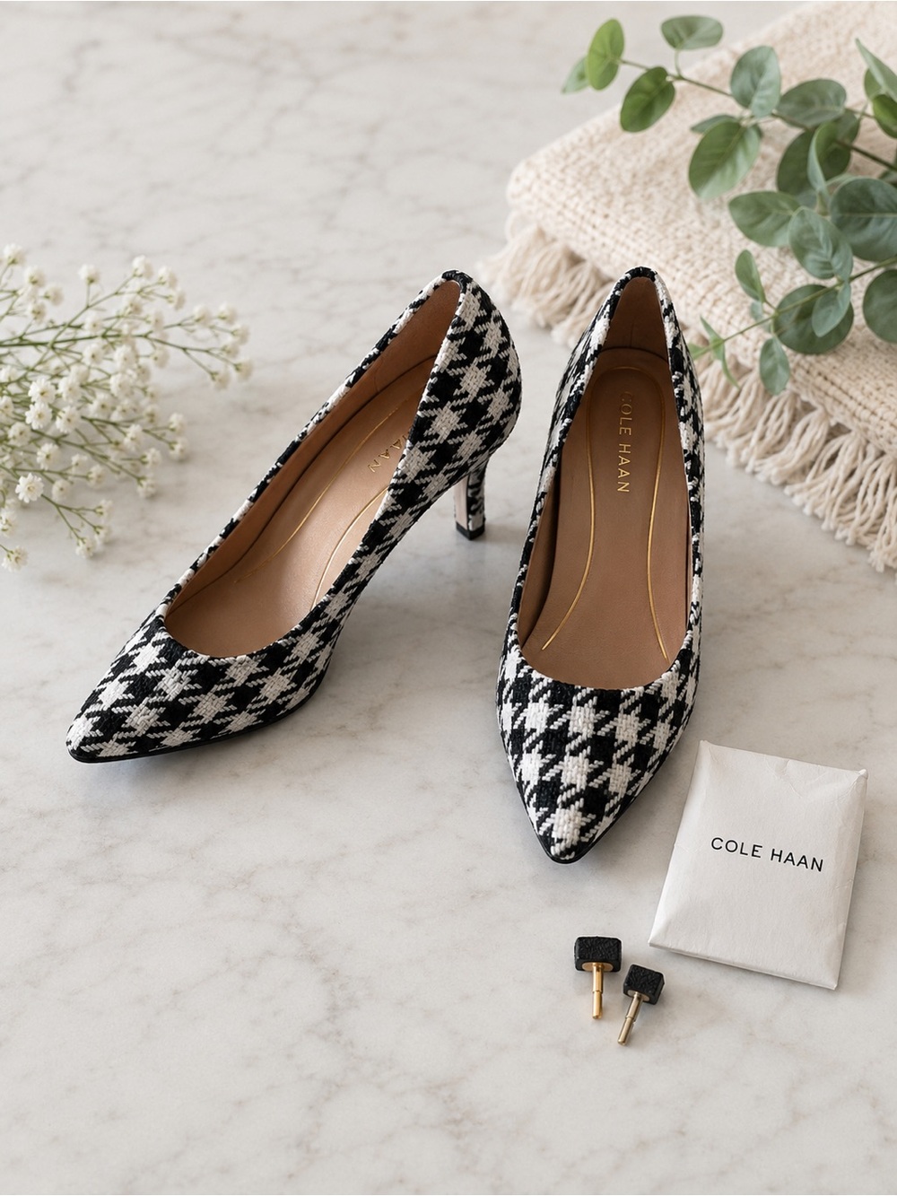 NWOB Cole Haan Grand 360 Houndstooth Pointed Toe Pumps 6.5B